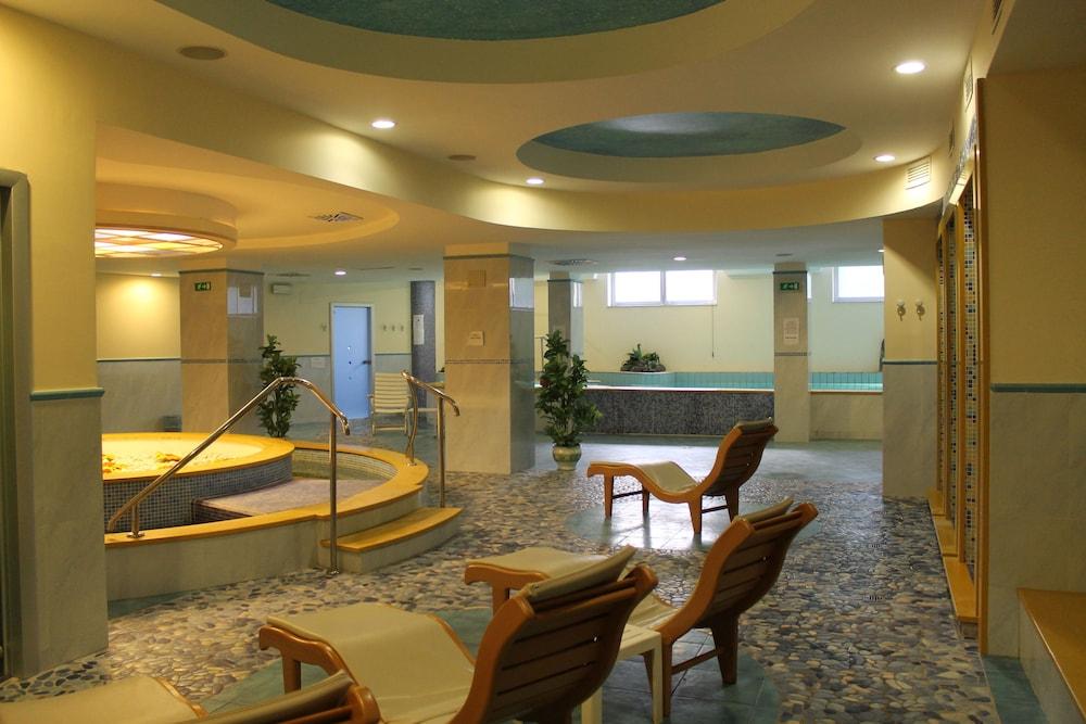 Hotel Terme Alexander Ischia Exterior photo